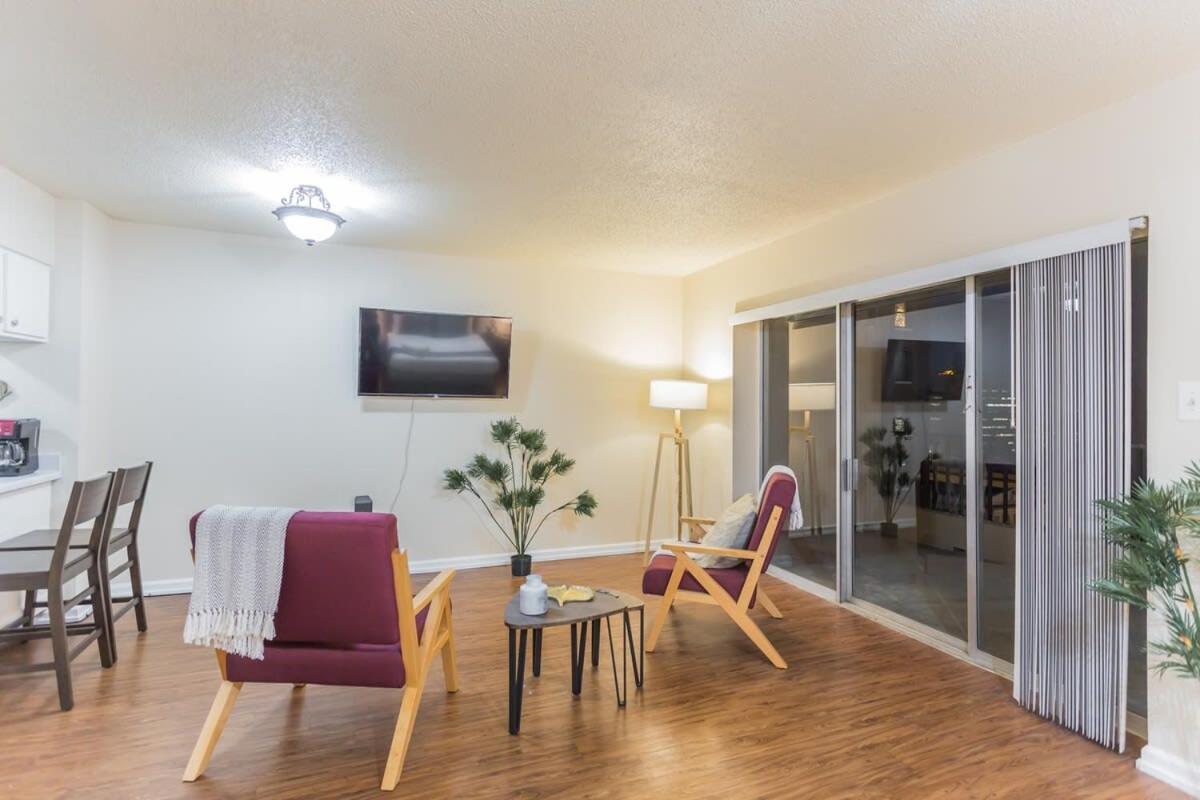 Affordable Downtown Memphis Apartment W Views Bagian luar foto